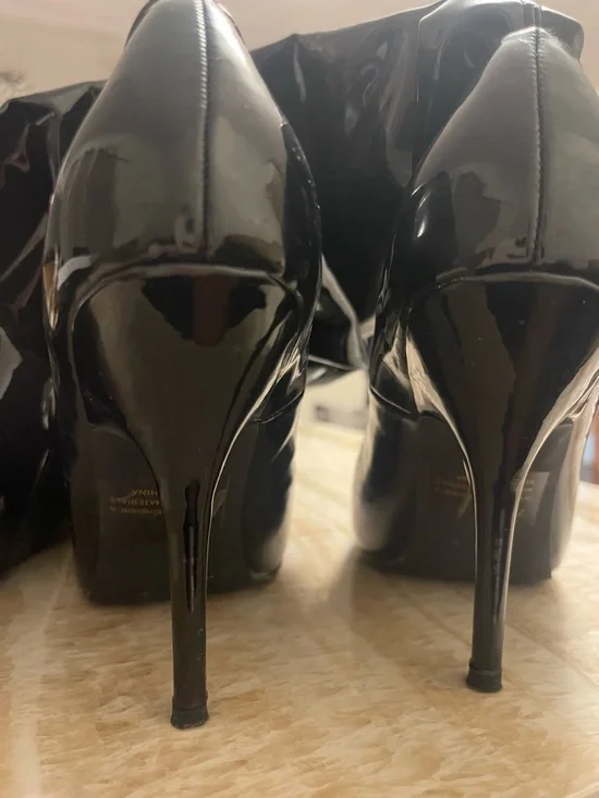 Black Patent Over-the-Knee Stiletto Boots - Picture 3 of 3